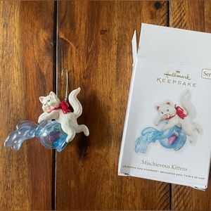 2012 Hallmark Mischievous Kittens Ornament